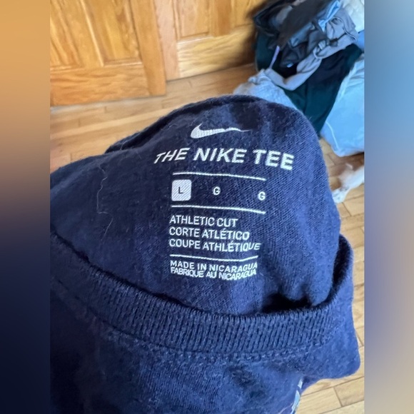 Nike - Athletic Cut - Villanova Wildcats 2018 Final Four Graphic Shirt - Picture 2 of 3